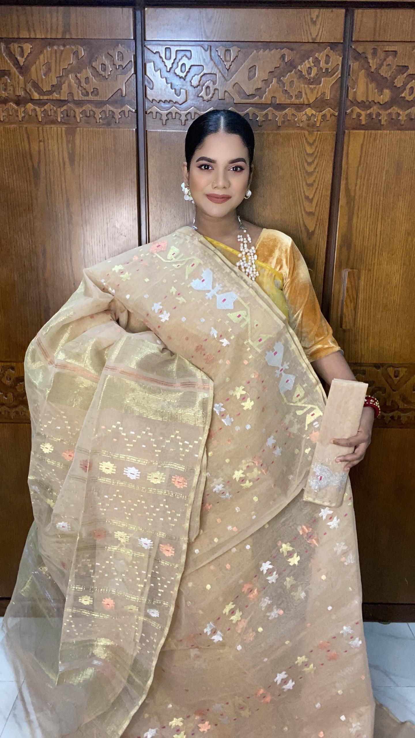 Beige Golden Jamdani Saree 80 Count