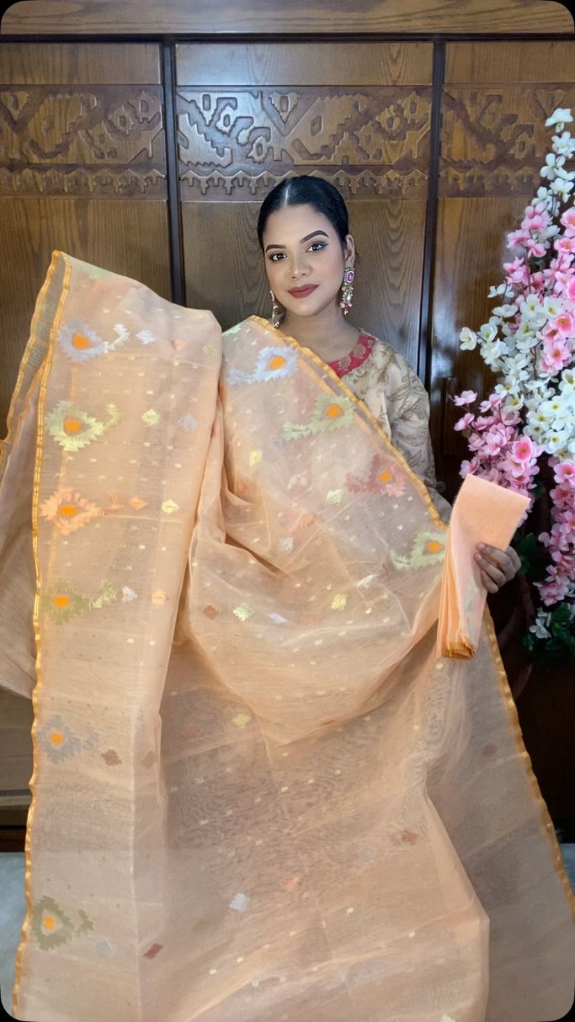 Light Beige Jamdani Saree 60/80 Mixed Count