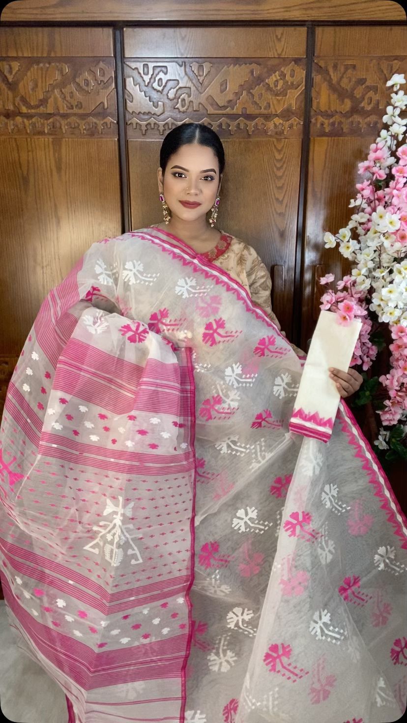 White-Pink Jamdani Saree 80 Count
