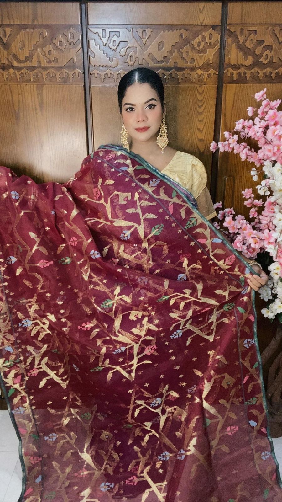 Deep Maroon Jamdani Saree 80 Count