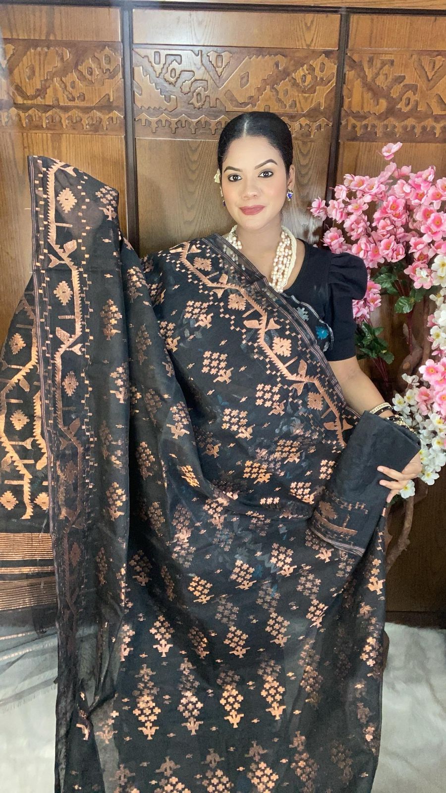 Black Jamdani Saree 80 Count