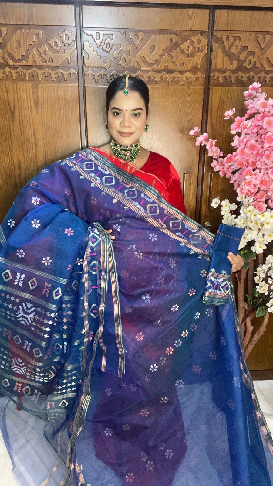 Royal Blue Jamdani Saree 80 Count