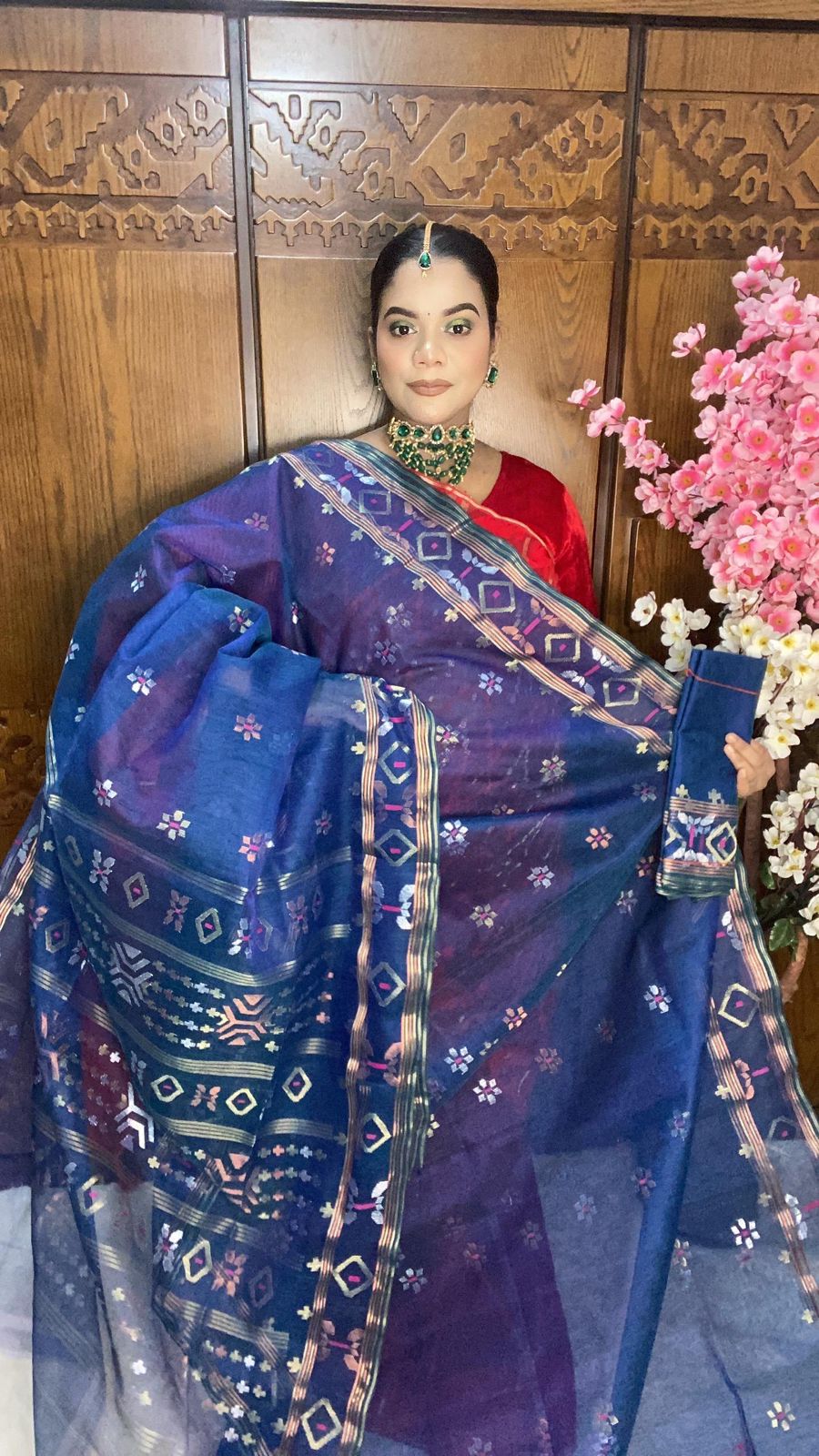 Royal Blue Jamdani Saree 80 Count